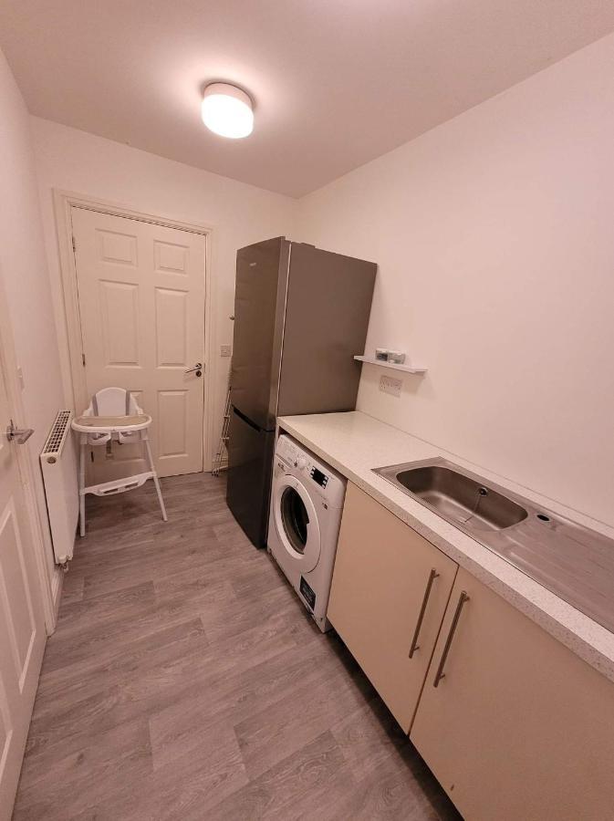 3 Laurel Court Villa อัลเวอร์สตัน ภายนอก รูปภาพ